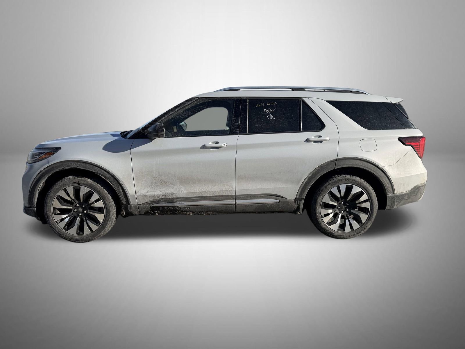 Used 2025 Ford Explorer Platinum w/ LUX Leather Package image 2