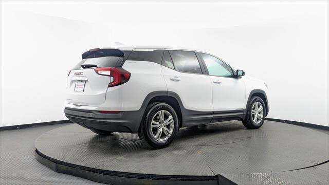 Used 2024 GMC Terrain SLE FWD image 8