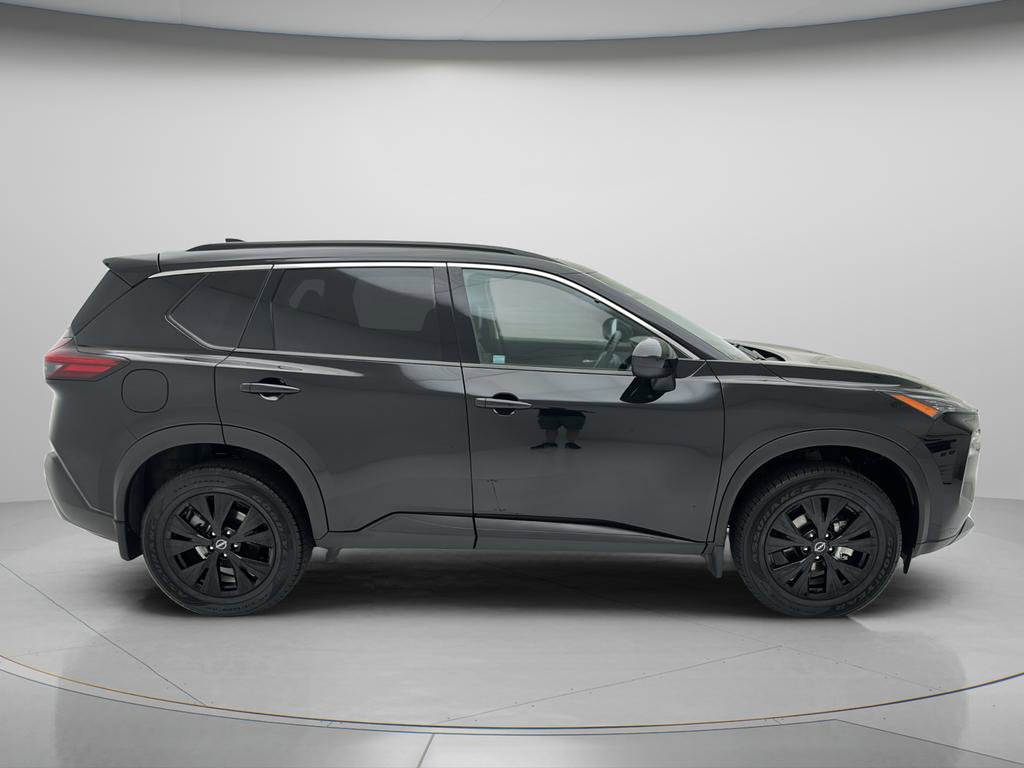 Used 2023 Nissan Rogue SV w/ SV Premium B Package AWD/4WD image 5
