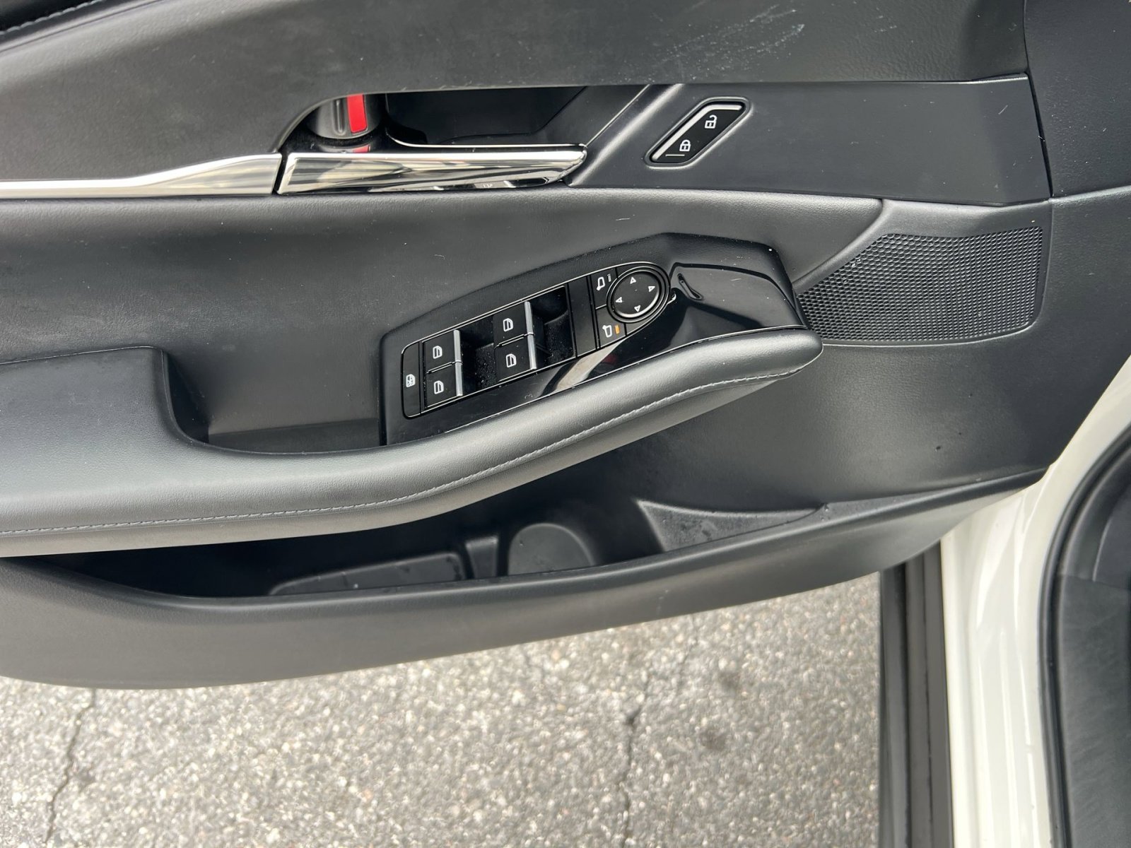 Used 2023 MAZDA CX-30 AWD 2.5 S w/ Preferred Package image 15