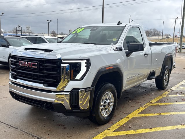 Used 2024 GMC Sierra 2500 Pro w/ Convenience Package image 8