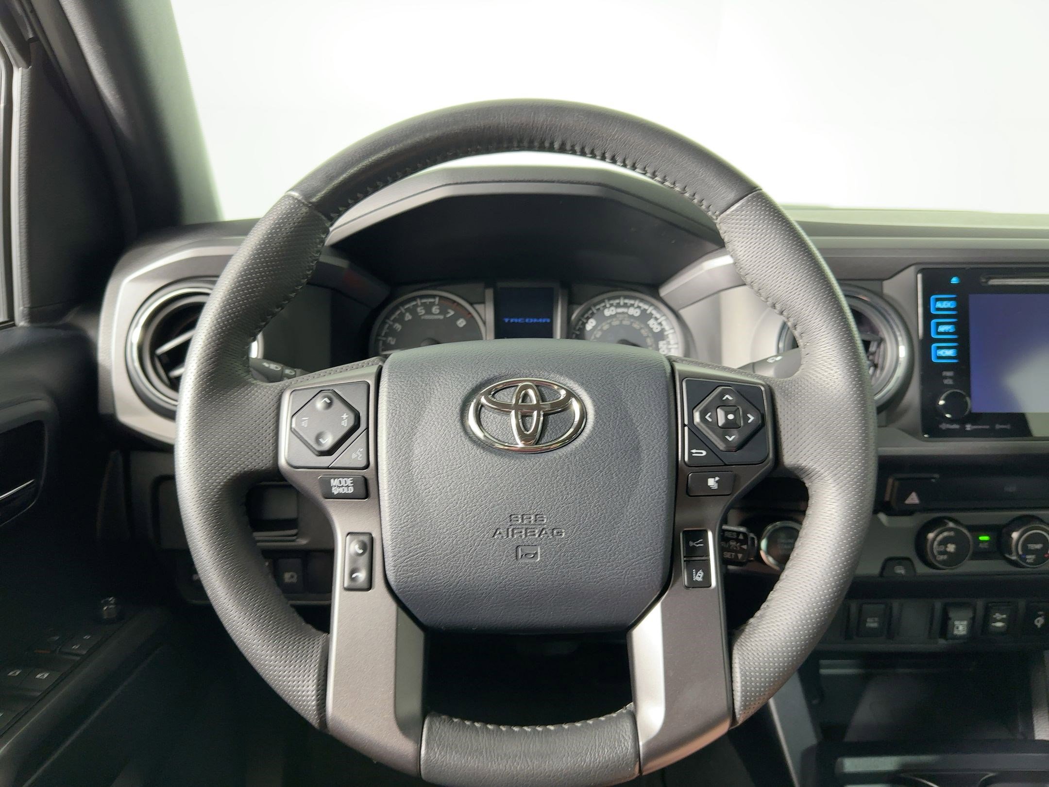 Used 2019 Toyota Tacoma TRD Sport image 14