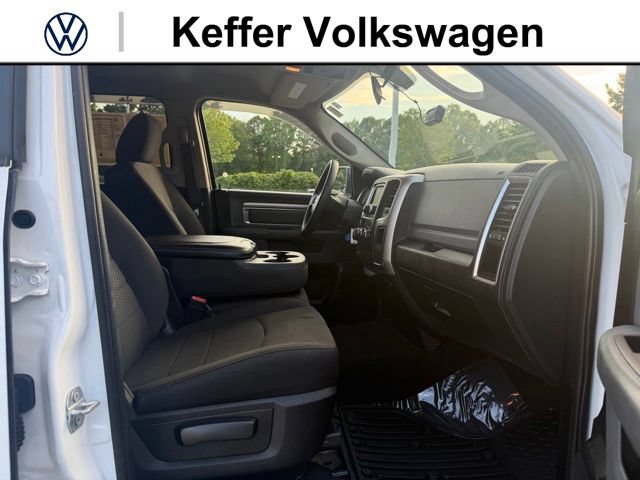 Used 2019 RAM 1500 Classic Warlock AWD/4WD image 29