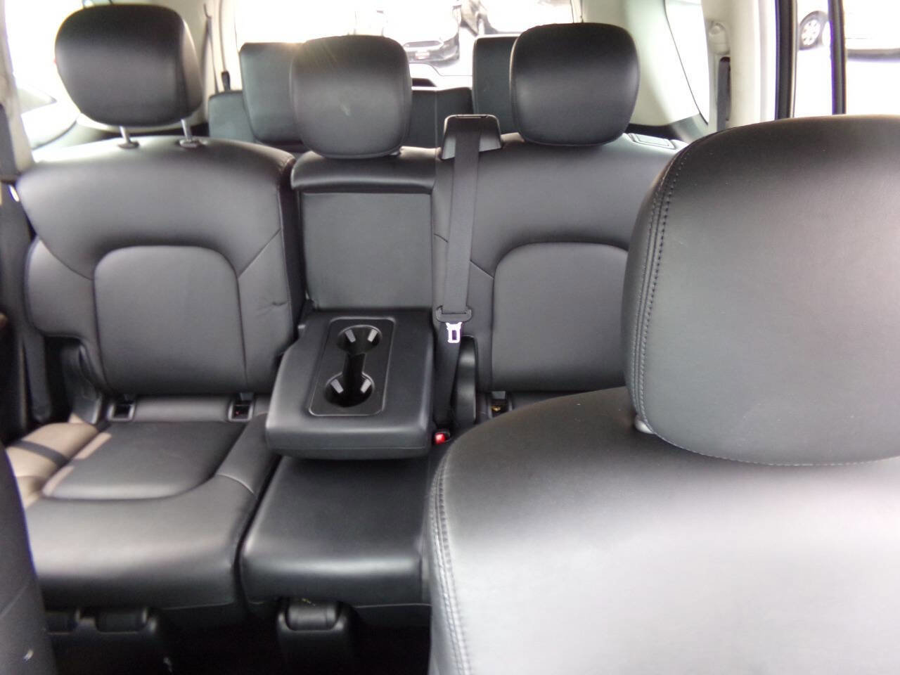 Used 2023 Nissan Armada SV image 78