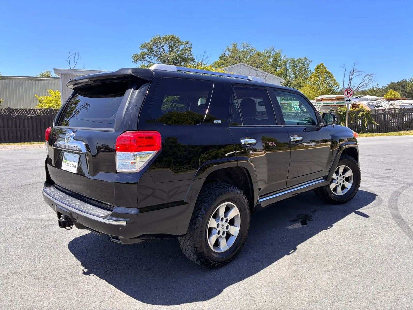 Used 2010 Toyota 4Runner Trail AWD/4WD image 9