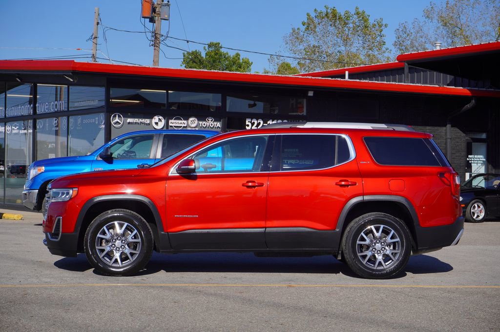 Used 2023 GMC Acadia SLT image 4