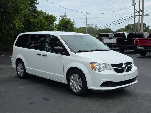 Used 2020 Dodge Grand Caravan SE w/ UConnect Hands-Free Group FWD image 14