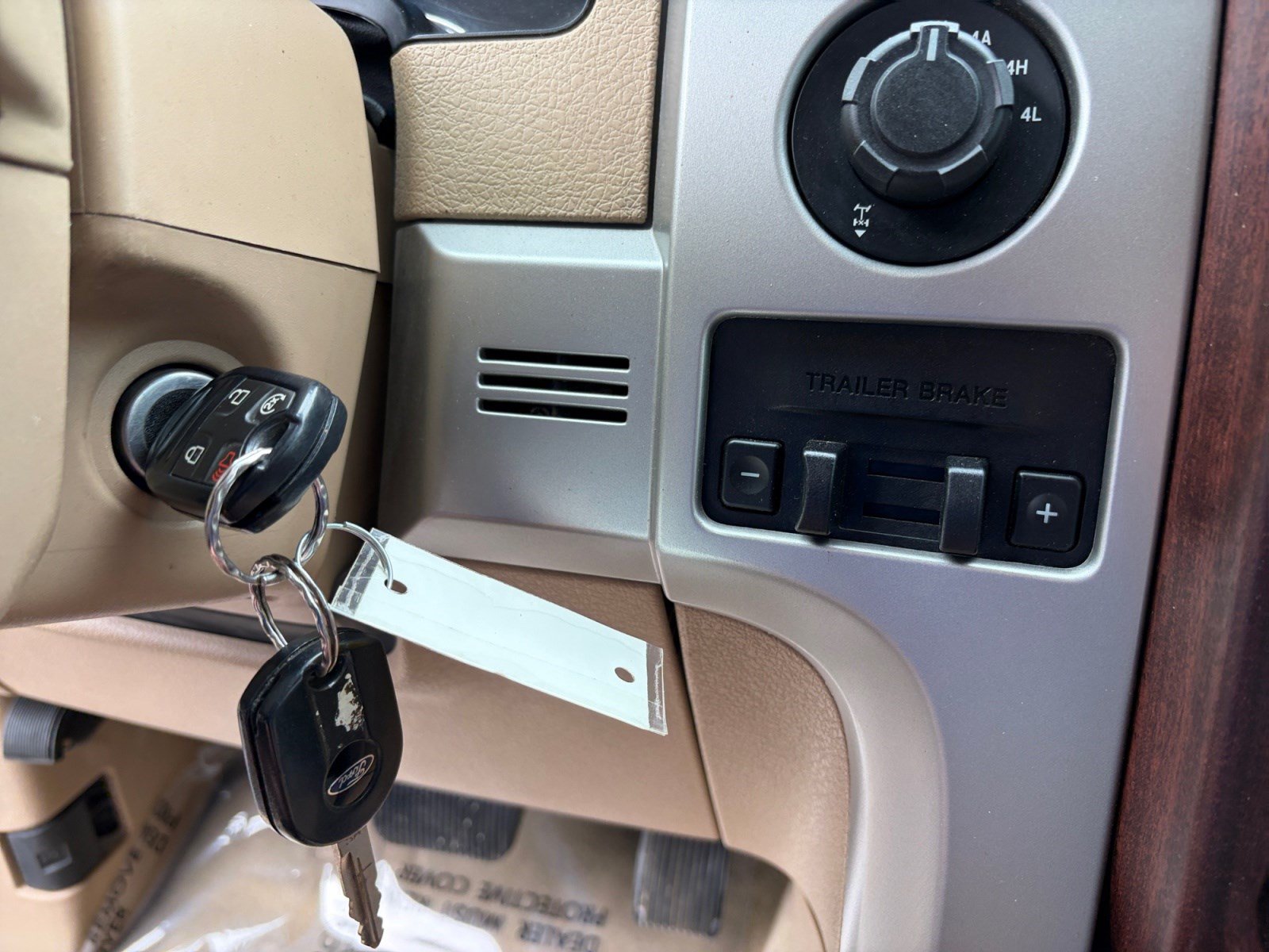 Used 2013 Ford F150 King Ranch w/ King Ranch Luxury Pkg AWD/4WD image 20