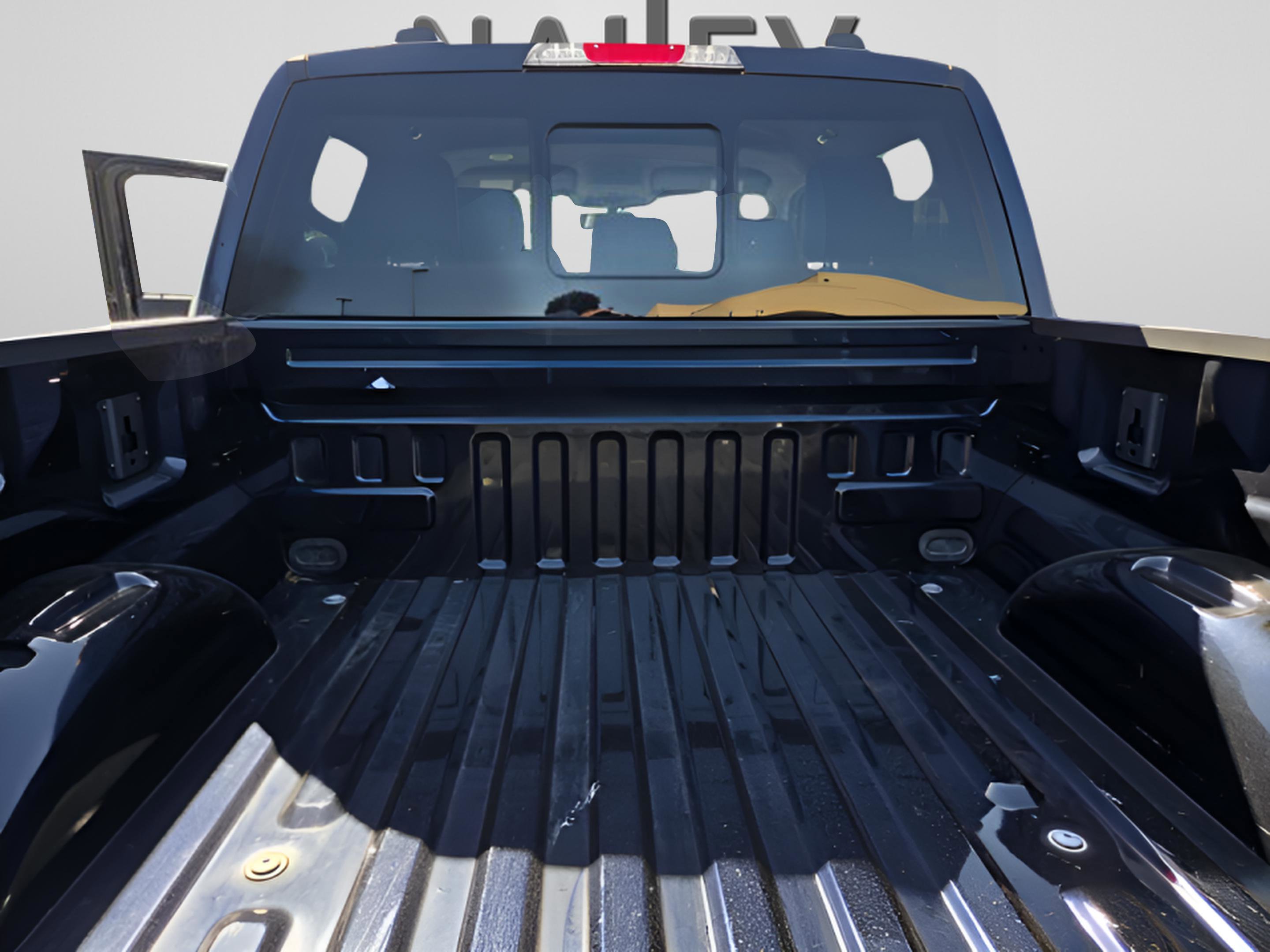 Used 2023 Ford F150 Lariat w/ Equipment Group 502A High image 29