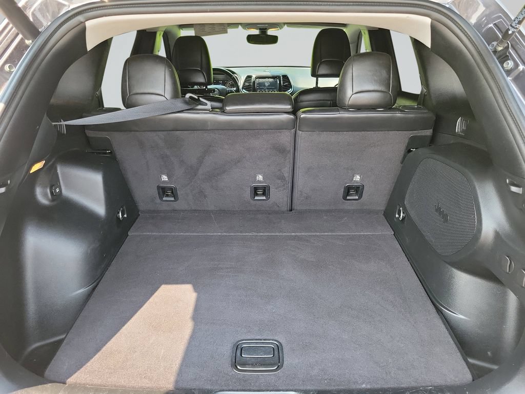 Used 2020 Jeep Cherokee Limited FWD image 30