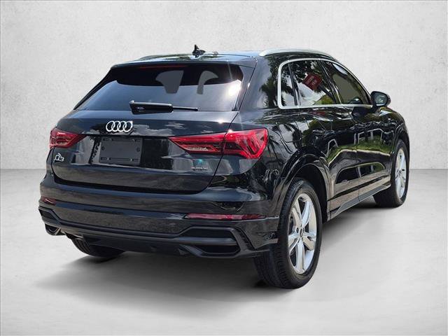 Used 2022 Audi Q3 2.0T Premium Plus w/ Premium Plus Package AWD/4WD image 5