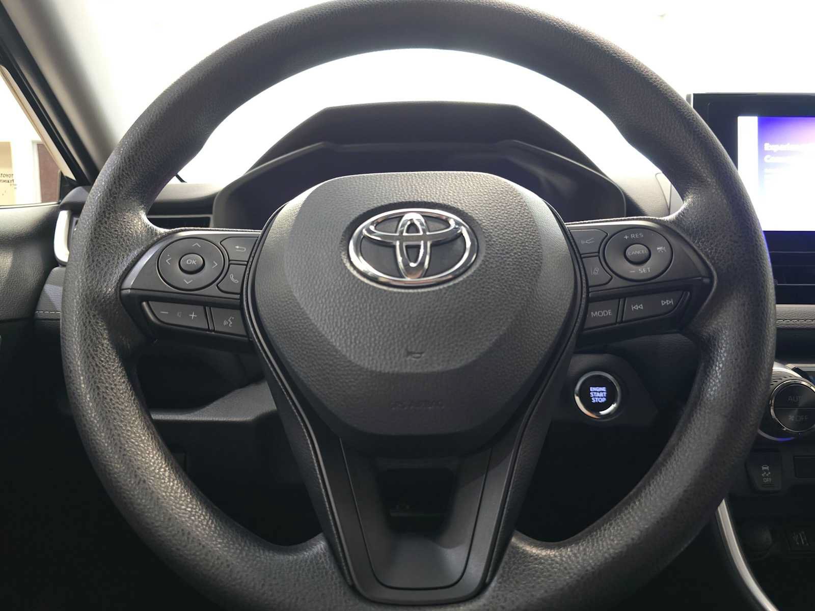 Certified 2025 Toyota RAV4 XLE AWD/4WD image 11