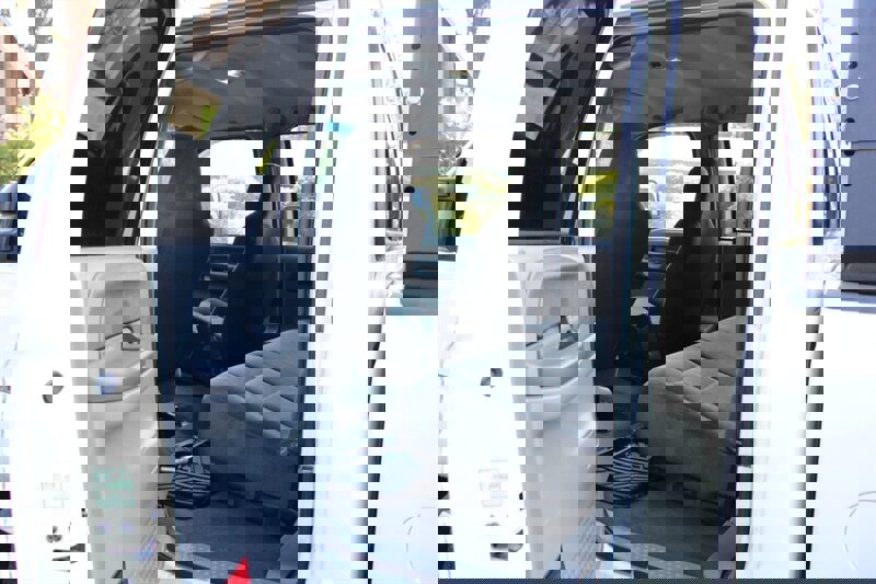 Used 2002 Ford F350 XLT image 14