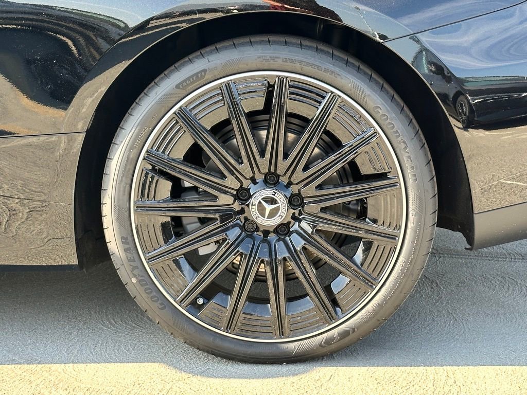 Used 2024 Mercedes-Benz CLE 300 4MATIC Cabriolet image 14
