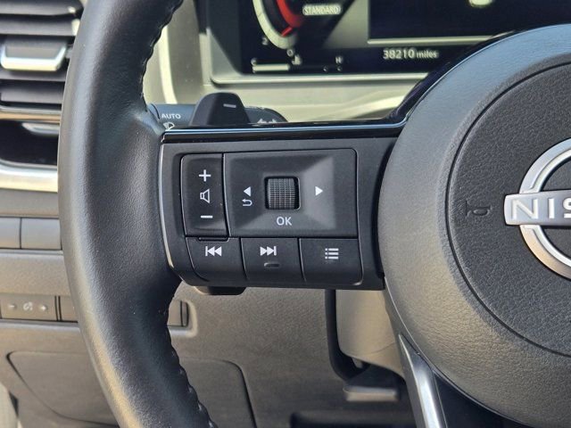 Used 2024 Nissan Rogue SL w/ SL Premium Package FWD image 29