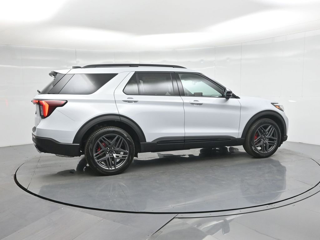 New 2026 Ford Explorer ST w/ Sun And Sound Package AWD/4WD image 4