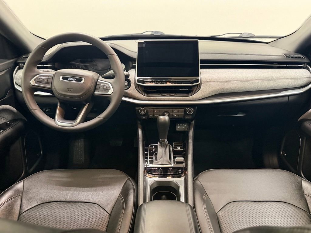 Used 2023 Jeep Compass Latitude w/ Sun and Sound Group image 12