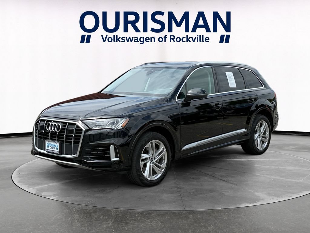 Used 2023 Audi Q7 3.0T Premium w/ Convenience Package AWD/4WD image 2