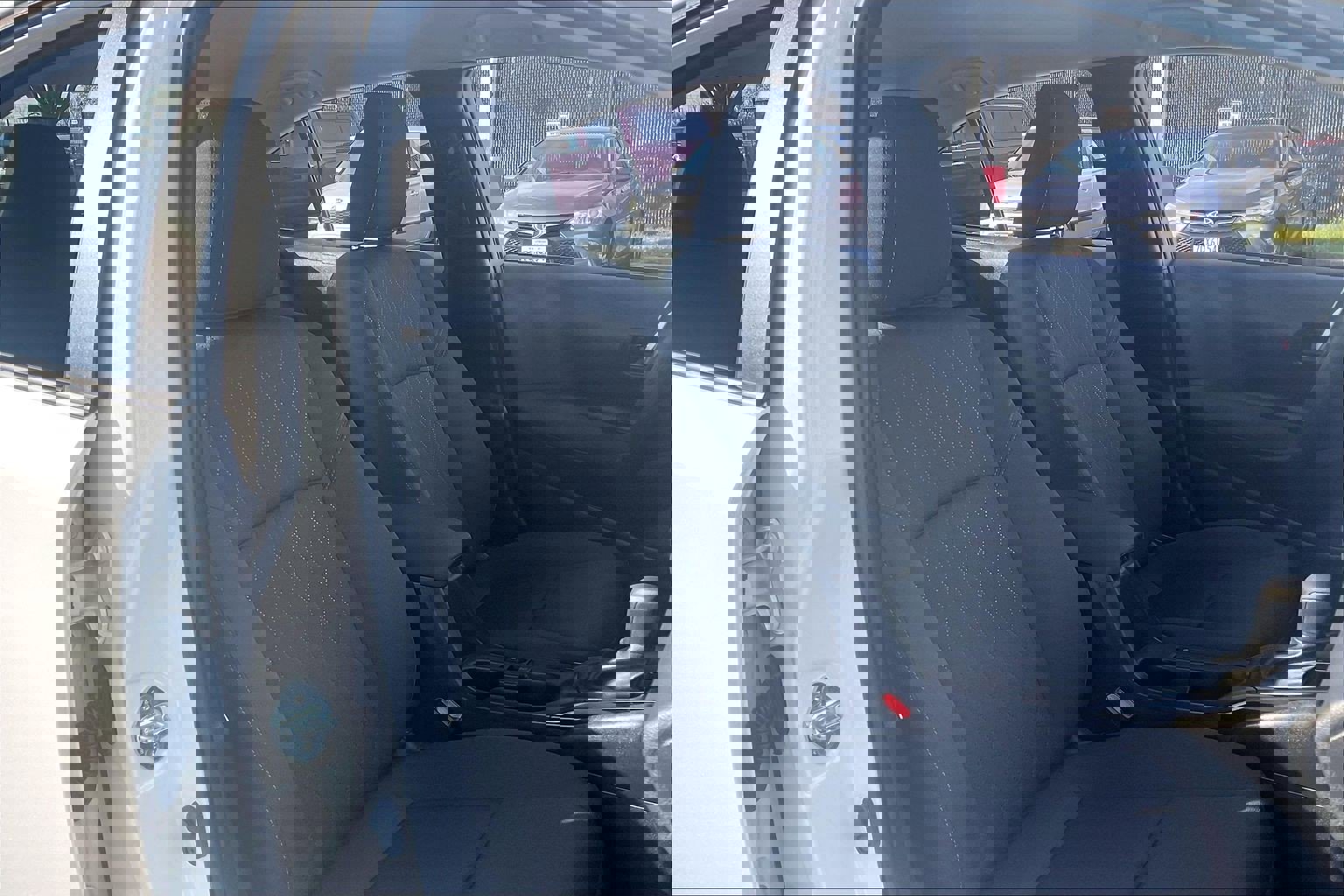 Used 2025 Toyota Corolla LE image 9