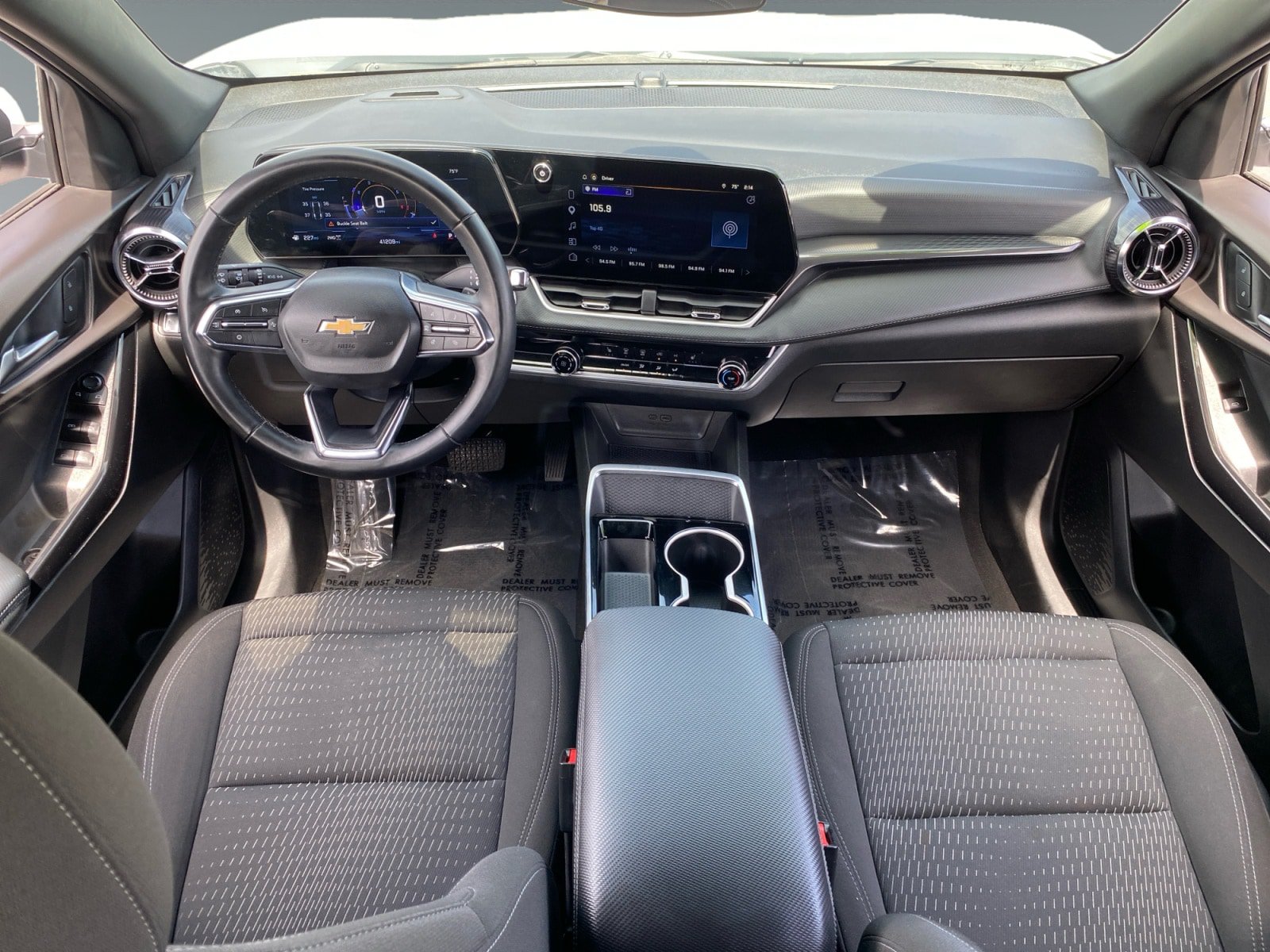 Used 2025 Chevrolet Equinox LT AWD/4WD image 10