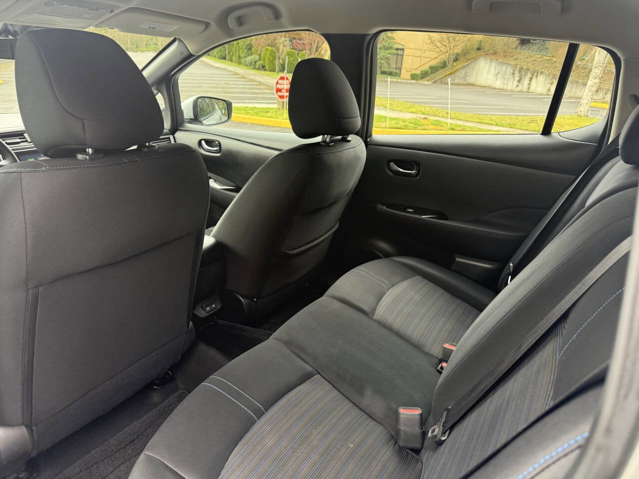 Used 2022 Nissan Leaf SV image 19