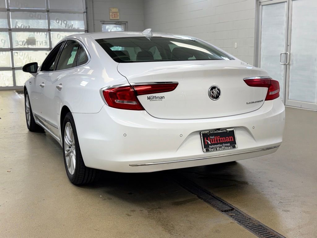 Used 2019 Buick LaCrosse Essence image 7