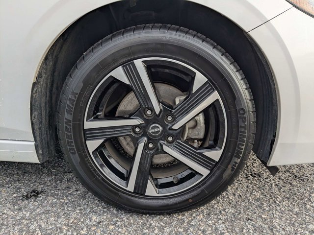 Certified 2024 Nissan Sentra SV image 12