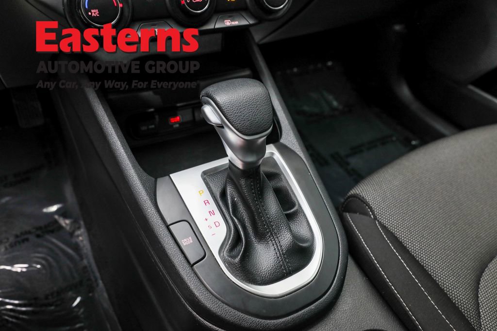 Used 2024 Kia Forte LXS image 13