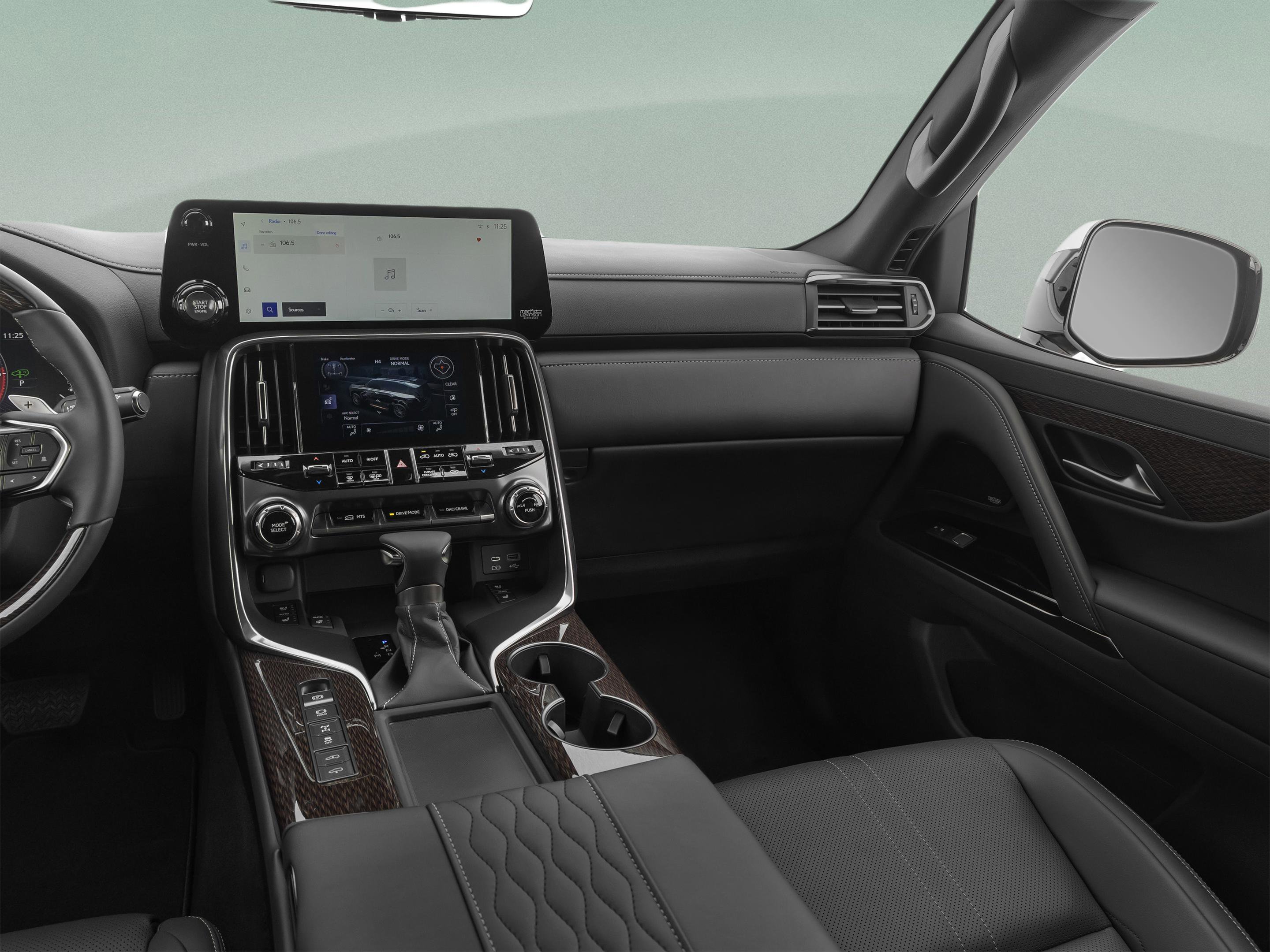 Used 2023 Lexus LX 600 4WD w/ Appearance Package image 44