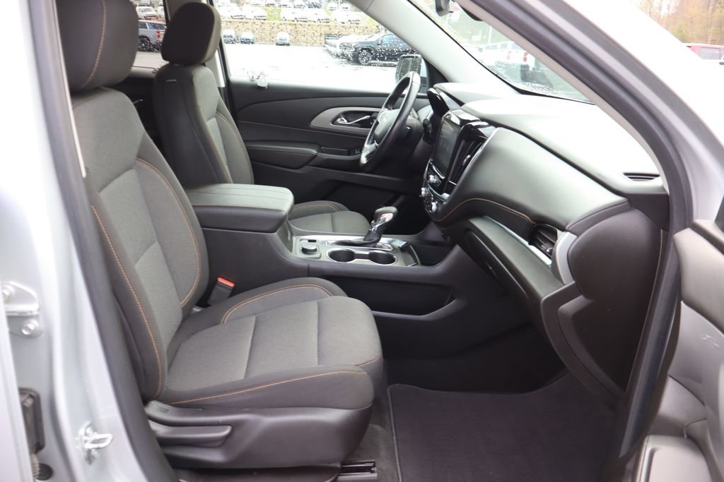 Used 2021 Chevrolet Traverse LT AWD/4WD image 19