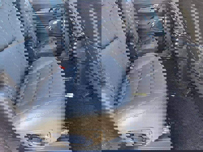 Certified 2025 Kia Telluride SX w/ SX Captain's Chair Package image 16