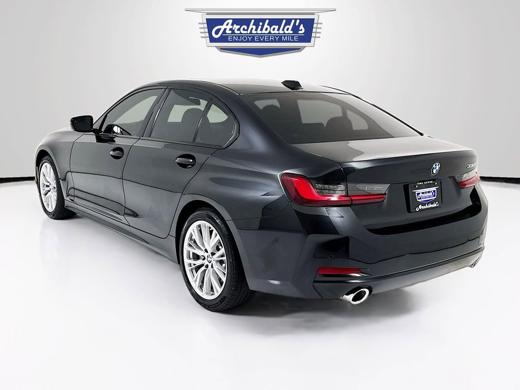Used 2023 BMW 330i Sedan w/ Driving Assistance Package image 5