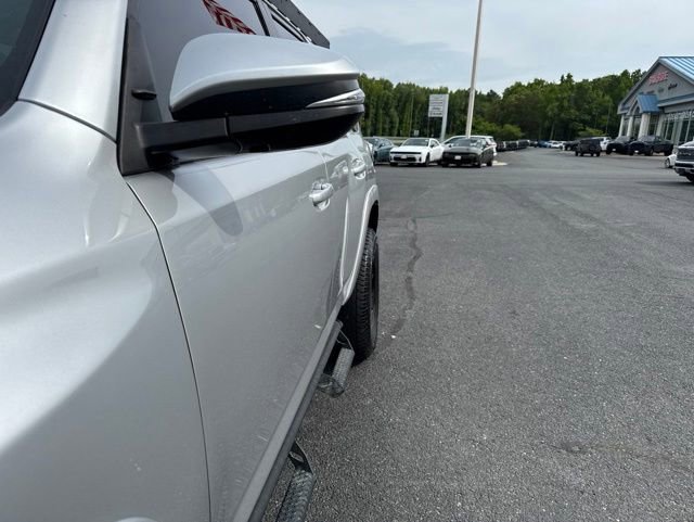Used 2021 Toyota 4Runner TRD Off-Road Premium w/ Moonroof Package AWD/4WD image 8