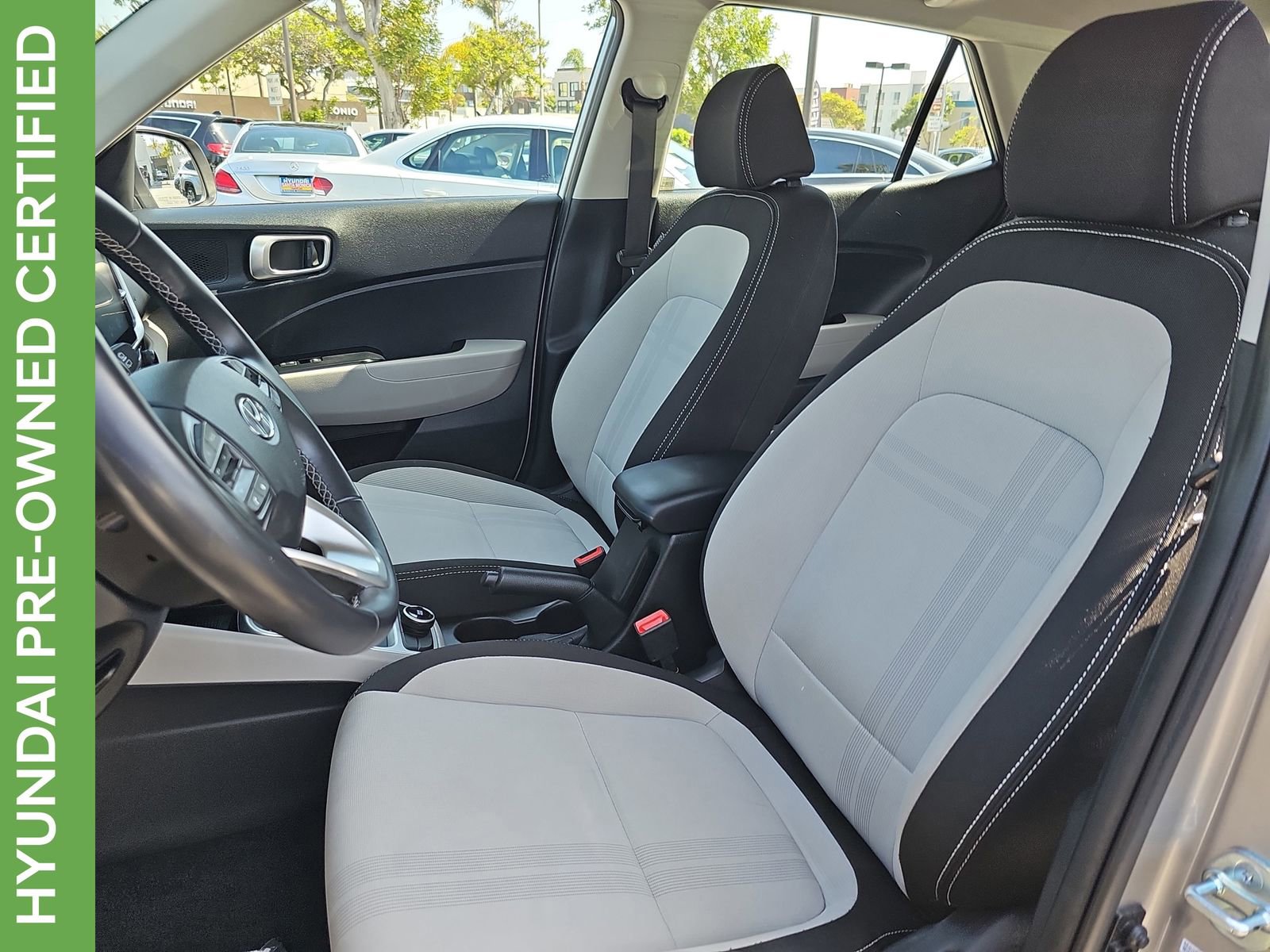 Certified 2023 Hyundai Venue SEL FWD image 14