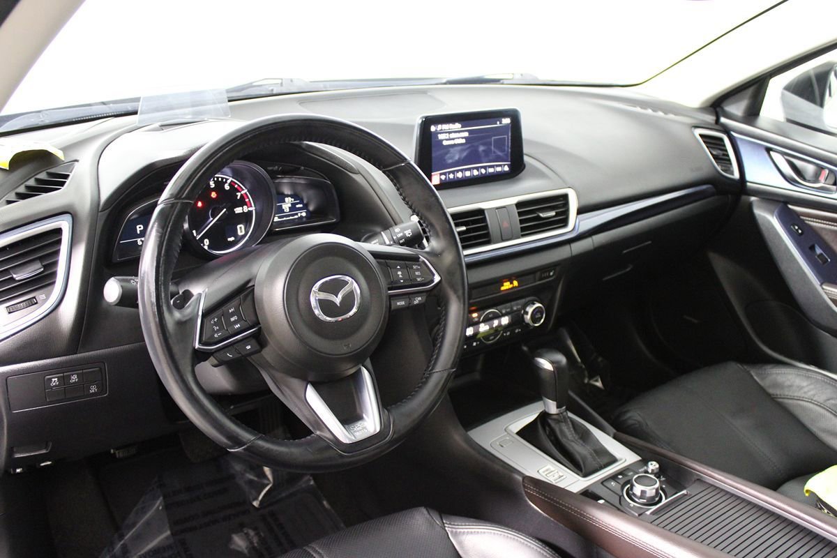 Used 2018 MAZDA MAZDA3 Grand Touring w/ Premium Equipment Package image 7