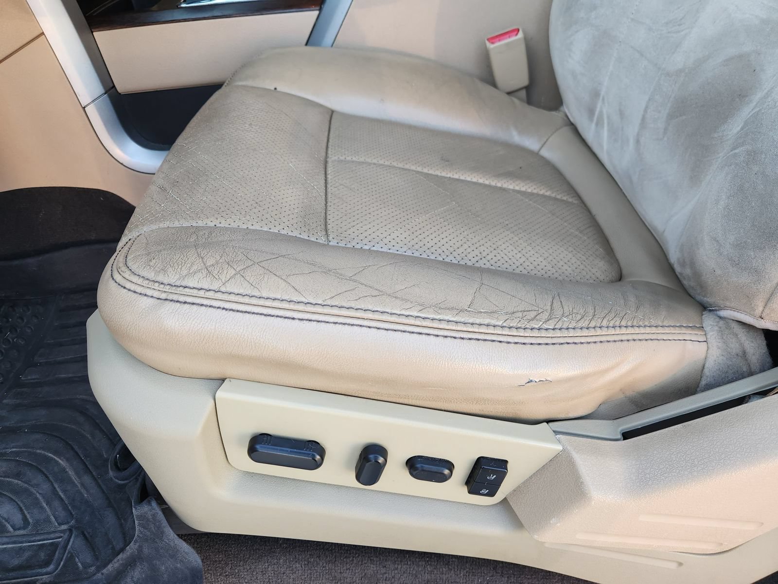 Used 2013 Ford F150 Lariat w/ Luxury Equipment Group AWD/4WD image 24