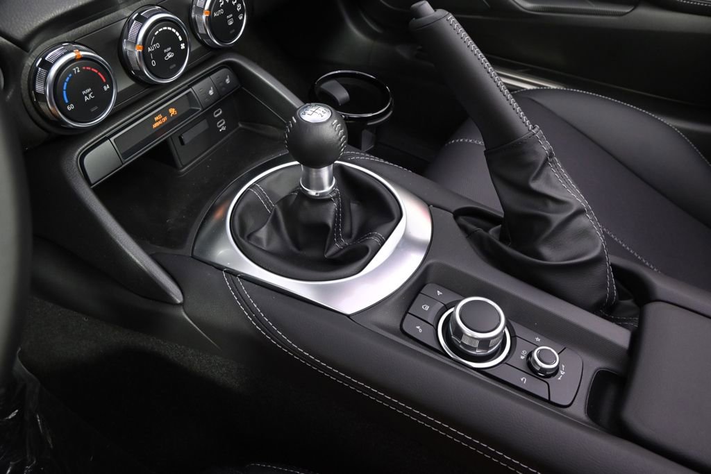 New 2026 MAZDA MX-5 Miata Grand Touring w/ Appearance Package RWD image 33