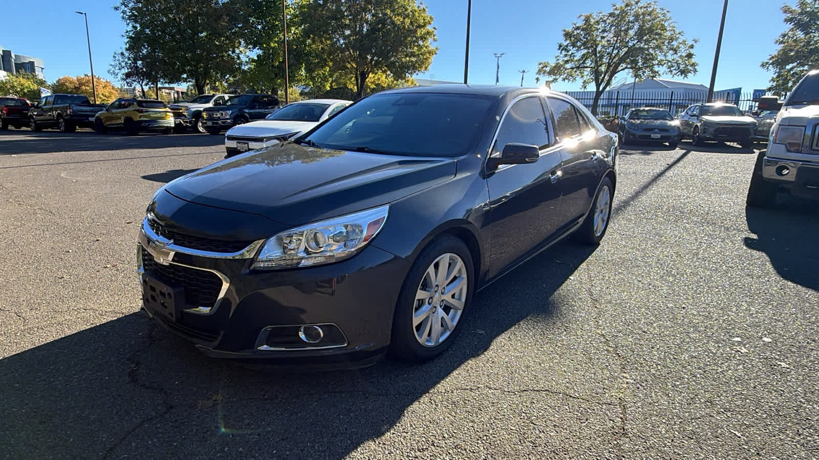 Used 2016 Chevrolet Malibu LTZ FWD image 1