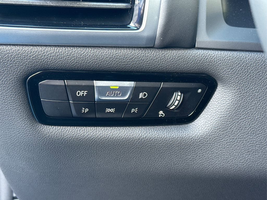 New 2026 BMW 840i Coupe w/ M Sport Professional Package RWD image 24