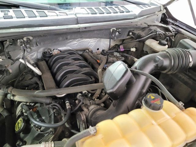 Used 2015 Ford F150 Lariat w/ Equipment Group 502A Luxury image 33