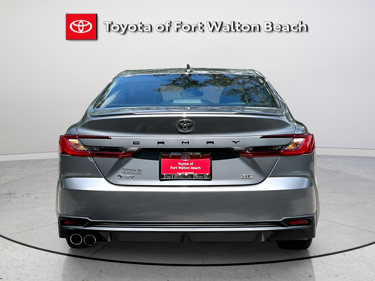 Used 2026 Toyota Camry SE FWD image 5