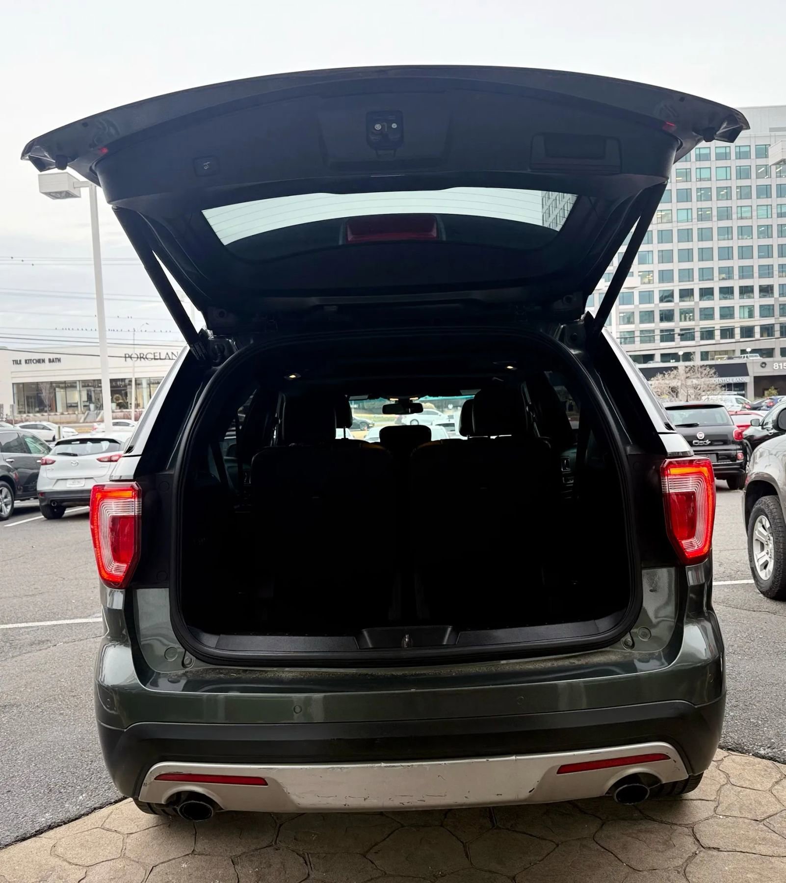 Used 2016 Ford Explorer Limited w/ Equipment Group 301A image 46