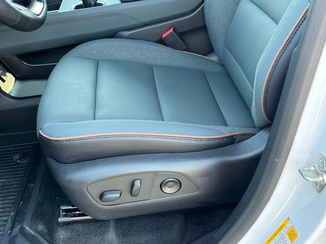 New 2026 GMC Acadia AT4 w/ Super Cruise Package AWD/4WD image 26