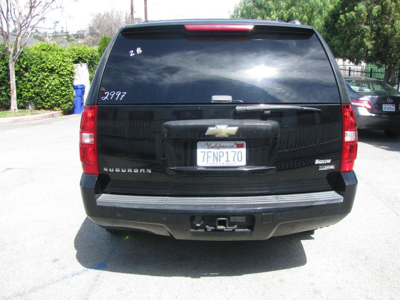 Used 2007 Chevrolet Suburban LTZ w/ LTZ Preferred Equipment Group AWD/4WD image 5