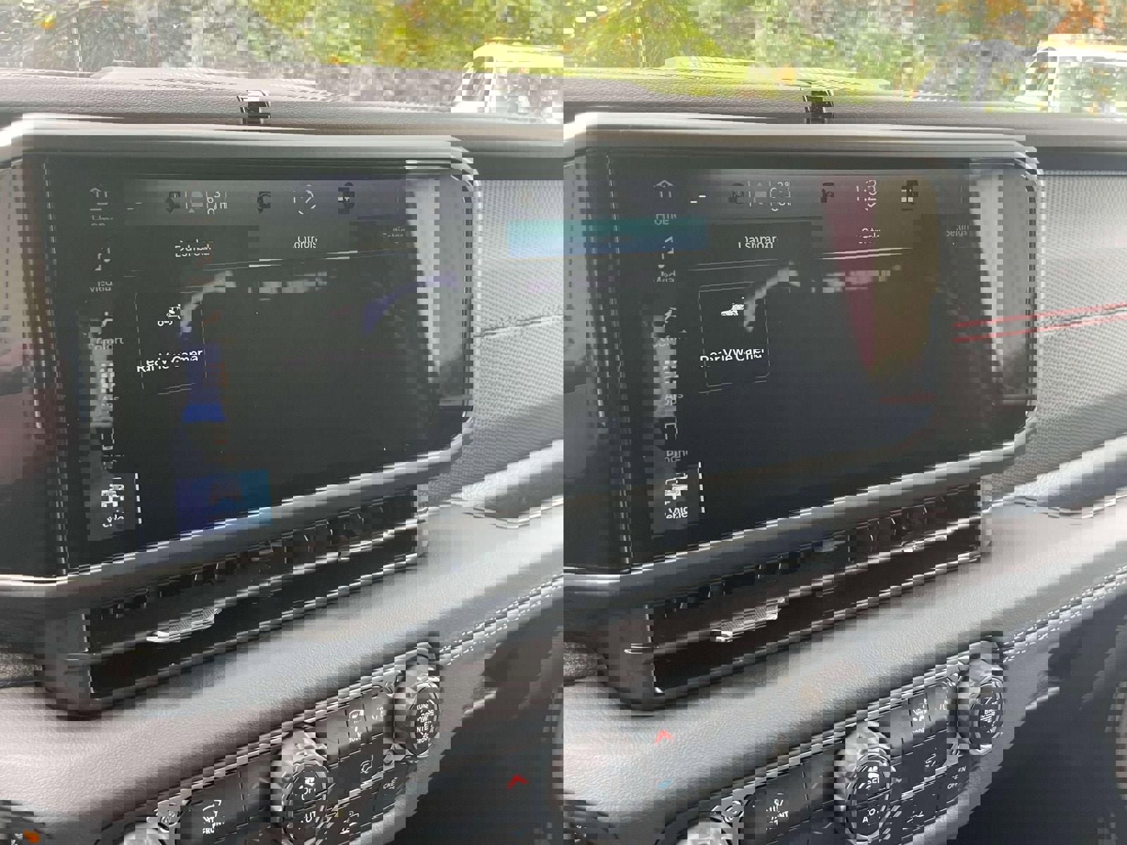 Used 2024 Jeep Wrangler Unlimited Rubicon image 27