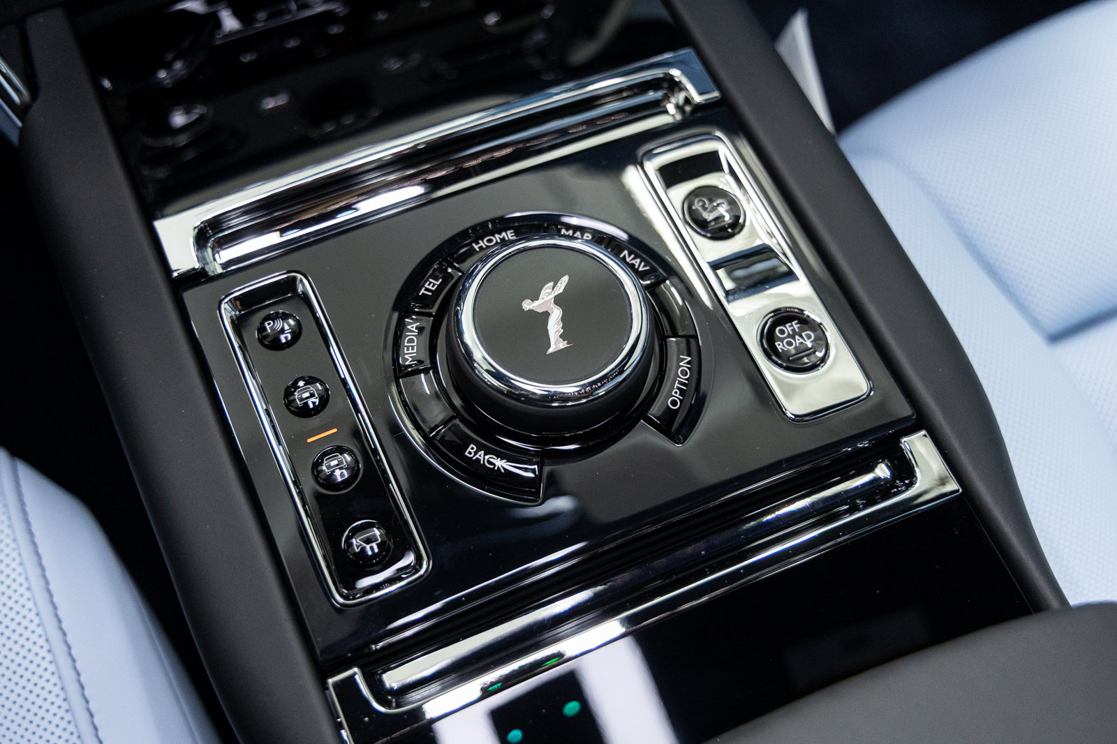New 2026 Rolls-Royce Cullinan AWD/4WD image 52
