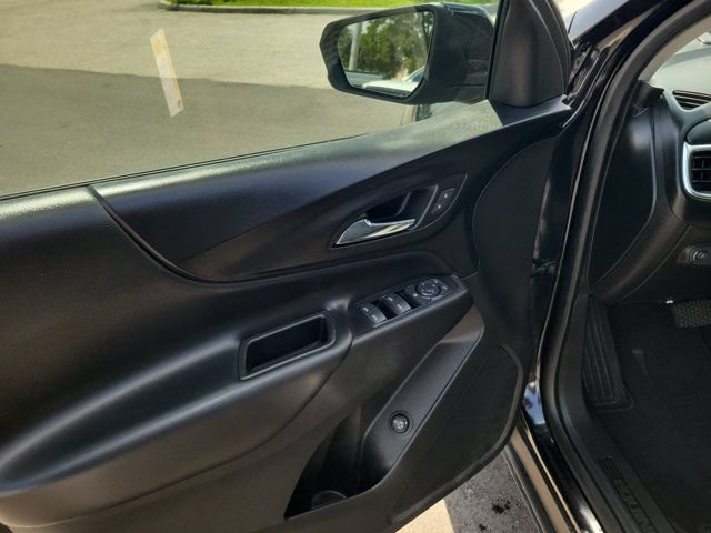 Used 2020 Chevrolet Equinox LT FWD image 19