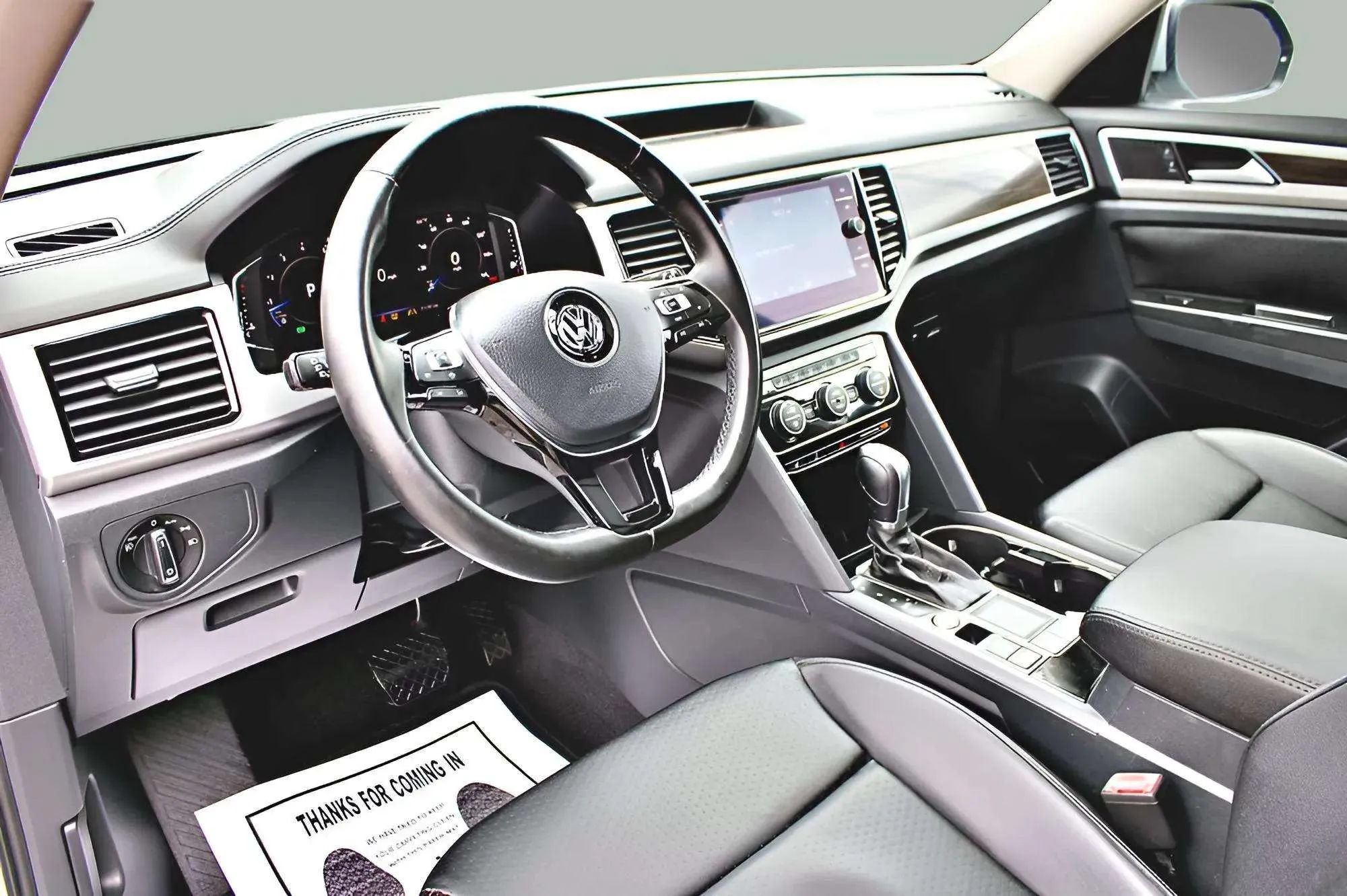 Used 2019 Volkswagen Atlas SEL FWD image 18