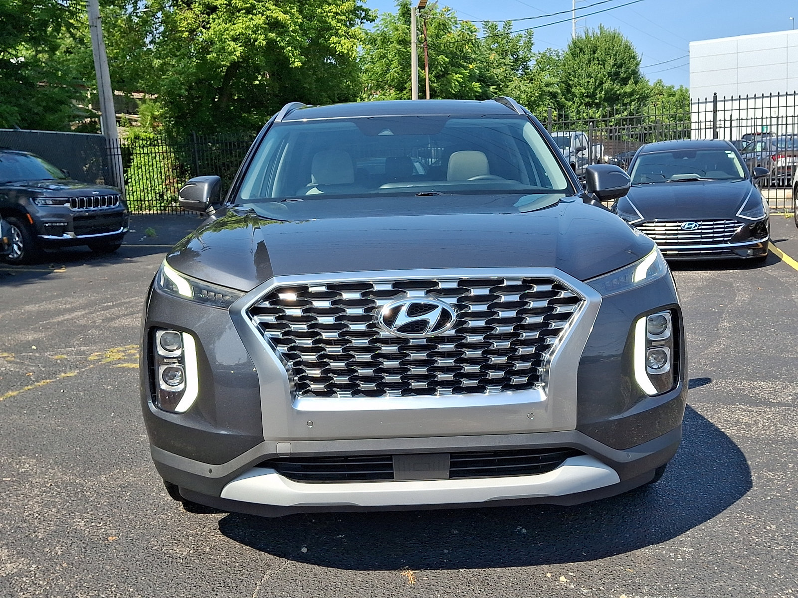 Used 2020 Hyundai Palisade SEL AWD/4WD image 2