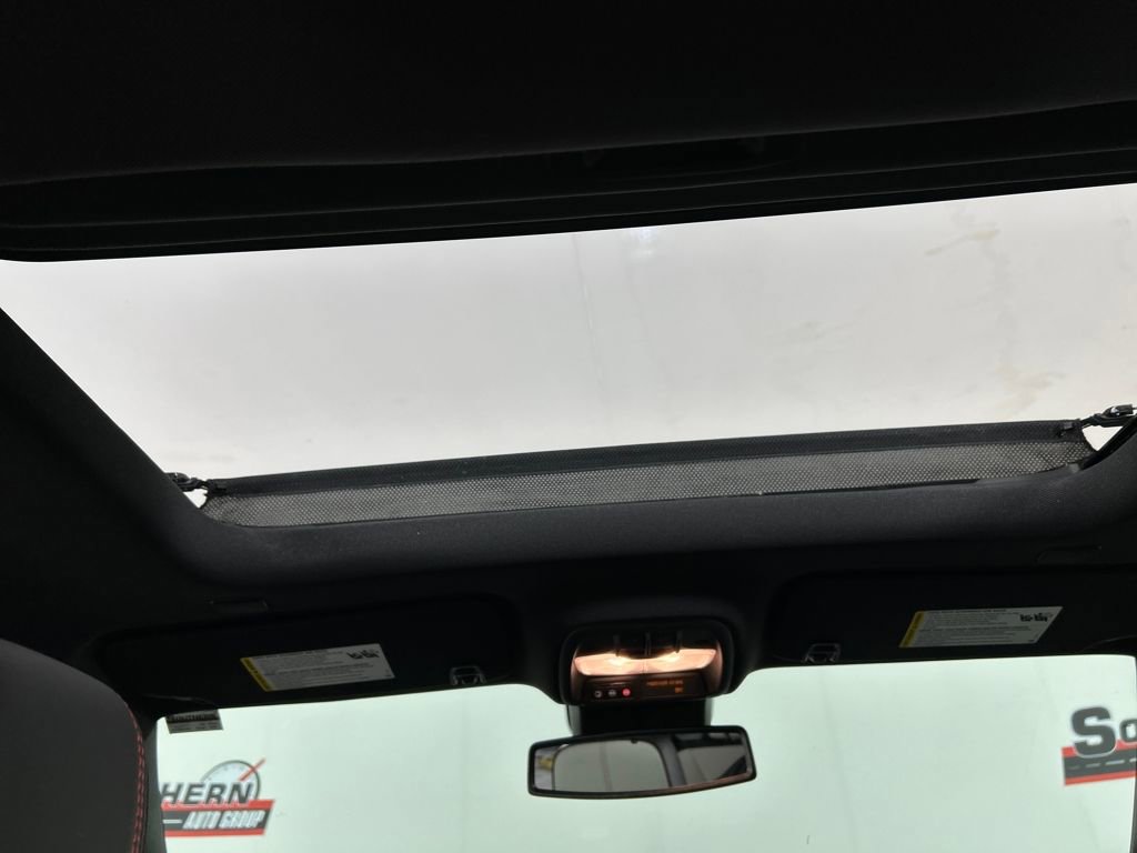 Used 2024 GMC Canyon AT4X image 21